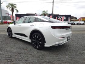 
									TOYOTA Crown CrossOver RS Advanced Pearl White 2023′ EURPE full								