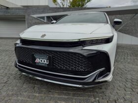 
									TOYOTA Crown CrossOver RS Advanced Pearl White 2023′ EURPE full								