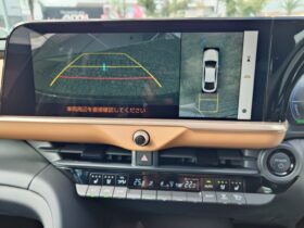 
									TOYOTA Crown CrossOver RS Advanced Pearl White 2023′ EURPE full								