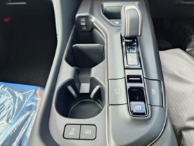 
									TOYOTA Crown CrossOver RS Advanced Pearl White 2023′ EURPE full								