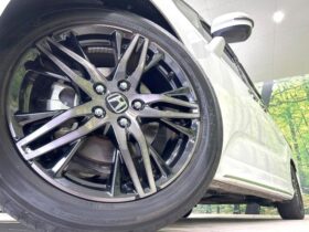 
									Honda Odyssey e:HEV Absolute EX Pearl White 2021′ EUZNW full								