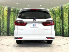 
									Honda Odyssey e:HEV Absolute EX Pearl White 2021′ EUZNW full								