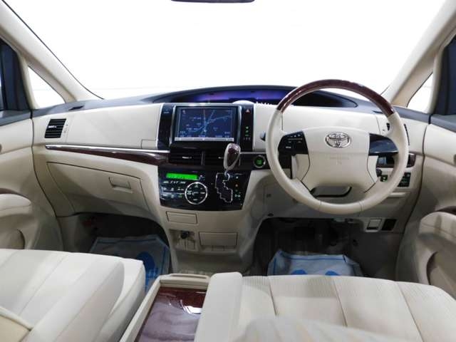 TOYOTA Estima G Black 2012′ EV0I3