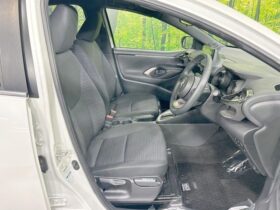 
									TOYOTA Yaris Z Pearl White 2021′ EV12L full								