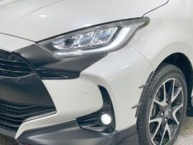 
									TOYOTA Yaris Z Pearl White 2021′ EV12L full								
