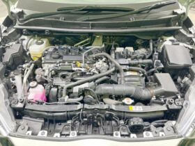 
									TOYOTA Yaris Z Pearl White 2021′ EV12L full								