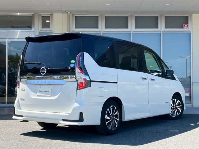 NISSAN Serena Highway Star V White/Black 2020′ EV1K0