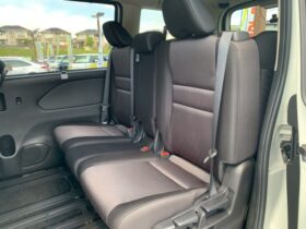 
									NISSAN Serena Highway Star V White/Black 2020′ EV1K0 full								