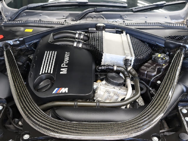 BMW M4 M DCT Black 2016′ EVMG8