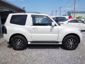 
									MITSUBISHI Pajero VR-1 Pearl White 2015′ EWWPD full								