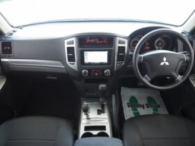 
									MITSUBISHI Pajero VR-1 Pearl White 2015′ EWWPD full								