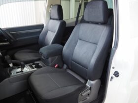 
									MITSUBISHI Pajero VR-1 Pearl White 2015′ EWWPD full								