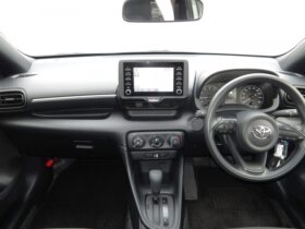 
									TOYOTA Yaris X Silver 2022′ EWWV1 full								