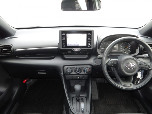 TOYOTA Yaris X Silver 2022′ EWWV1