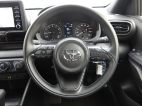 
									TOYOTA Yaris X Silver 2022′ EWWV1 full								
