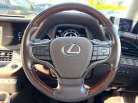
									Lexus LS 500 Version L Pearl White 2018′ EX4SG full								