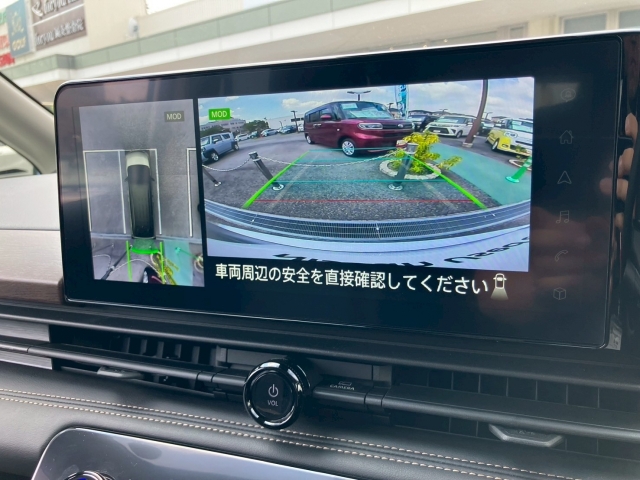 NISSAN Serena e-4ORCE Highway Star V Silver 2024′ EX5UW