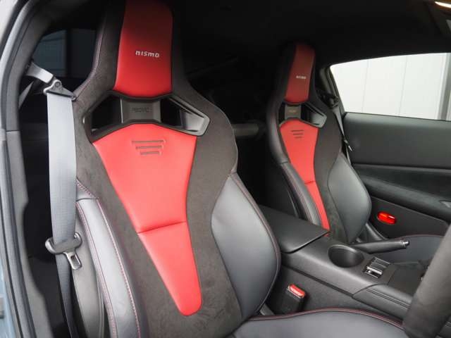 NISSAN Fairlady Z Nismo Gray/Black 2024′ EX6HE