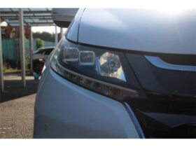 
									Honda Odyssey 2.0 ABUSO EX HS 7 people Pearl White 2018′ EX9R7 full								
