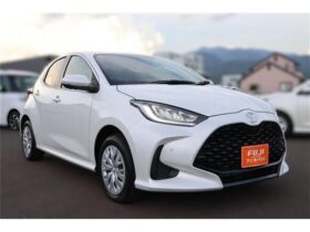 
									TOYOTA Yaris G Pearl White 2024′ EX9RO full								