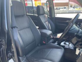 
									MITSUBISHI Pajero Diesel Long EXCEED Black 2015′ EXB8J full								