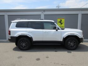 
									TOYOTA Land Cruiser Wagon VX Pearl White 2024′ EZ1ZC full								