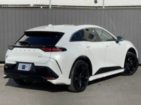 
									TOYOTA Crown Sport Z Pearl White 2024′ EZ21L full								