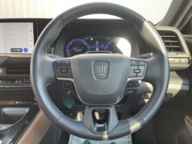 
									TOYOTA Crown Sport Z Pearl White 2024′ EZ21L full								