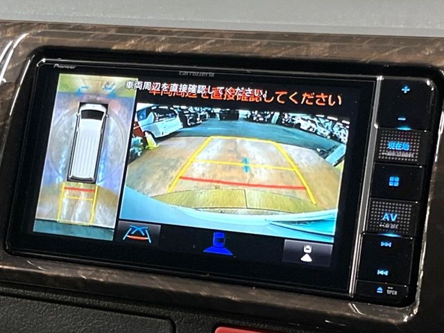 TOYOTA Hiace Van Super GL Dark Prime 2 Long Pearl White 2023′ EZ9VU