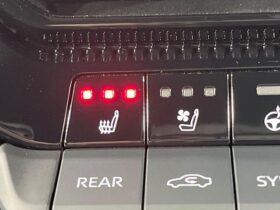 
									TOYOTA Land Cruiser Wagon VX Pearl White 2025′ EZA4Y full								