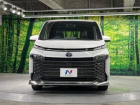 
									TOYOTA Voxy S-Z Pearl White 2024′ EZADP full								