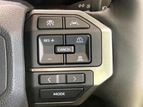
									TOYOTA Land Cruiser Wagon VX Pearl White 2024′ EZAIK full								