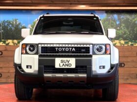 
									TOYOTA Land Cruiser Wagon VX Pearl White 2024′ EZAIK full								