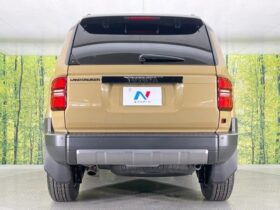 
									TOYOTA Land Cruiser Wagon ZX First Edition Gold/Shiro 2024′ EZAJ0 full								