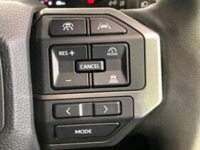 
									TOYOTA Land Cruiser Wagon VX Black 2024′ EZAJB full								