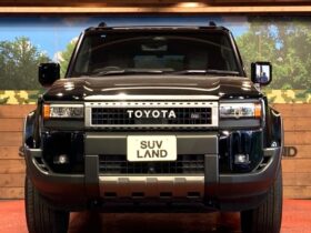 
									TOYOTA Land Cruiser Wagon VX Black 2024′ EZAJB full								