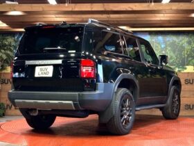 
									TOYOTA Land Cruiser Wagon VX Black 2024′ EZAJB full								
