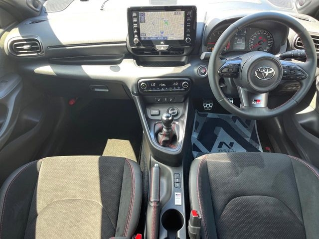 TOYOTA Yaris RZ First Edition White 2020′ EZALG
