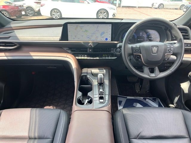 TOYOTA Crown CrossOver G Advanced Leather Package Pearl White 2022′ EZAME