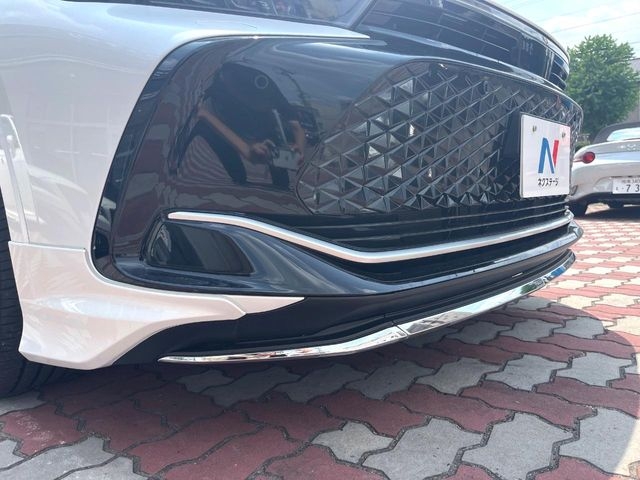 TOYOTA Crown CrossOver G Advanced Leather Package Pearl White 2022′ EZAME