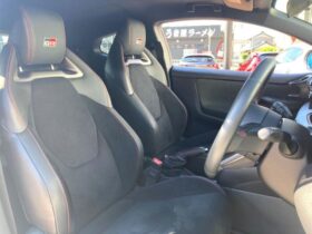 
									TOYOTA Yaris RZ High Performance First Ed Pearl White 2020′ EZARH full								