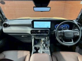 
									TOYOTA Land Cruiser Wagon VX First Edition Brown 2024′ EZAYV full								
