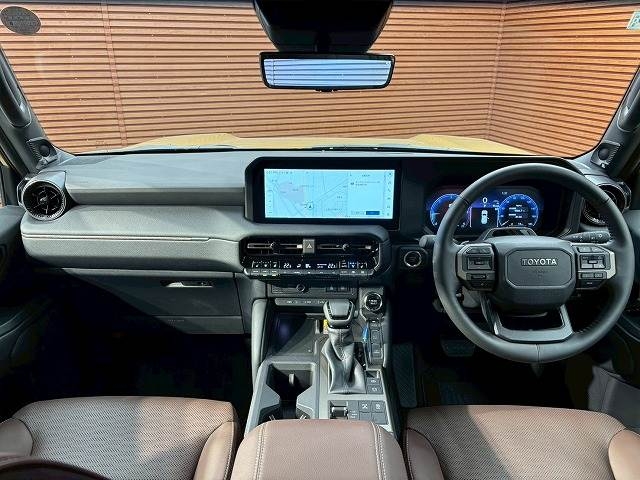 TOYOTA Land Cruiser Wagon VX First Edition Brown 2024′ EZAYV