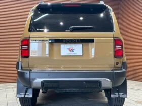 
									TOYOTA Land Cruiser Wagon VX First Edition Brown 2024′ EZAYV full								