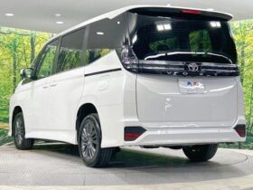 
									TOYOTA Voxy S-Z Pearl White 2024′ EZBO3 full								