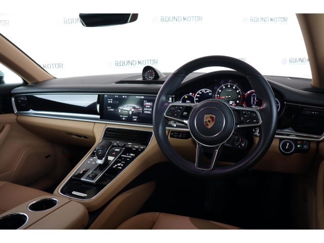 Porsche Panamera Base Grade White 2017′ EZBTA