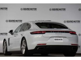 
									Porsche Panamera Base Grade White 2017′ EZBTA full								