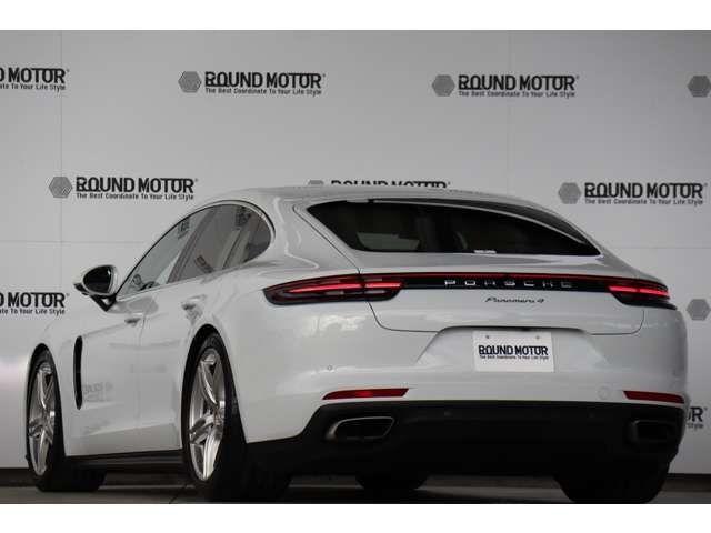 Porsche Panamera Base Grade White 2017′ EZBTA