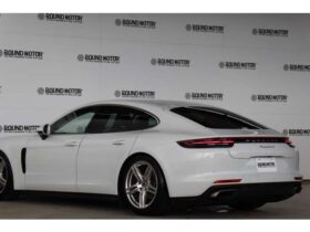 
									Porsche Panamera Base Grade White 2017′ EZBTA full								