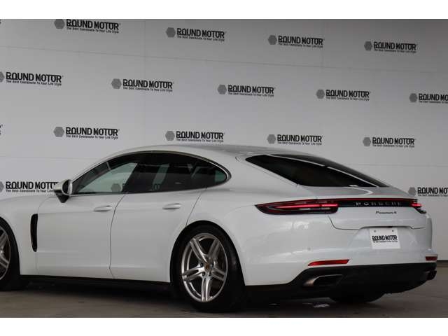 Porsche Panamera Base Grade White 2017′ EZBTA
